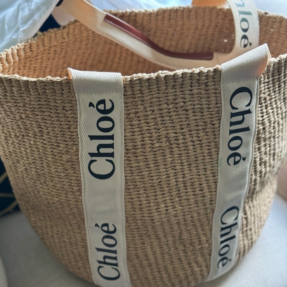 Chloe LARGE WOODY BASKET IN NATURAL FIBERS